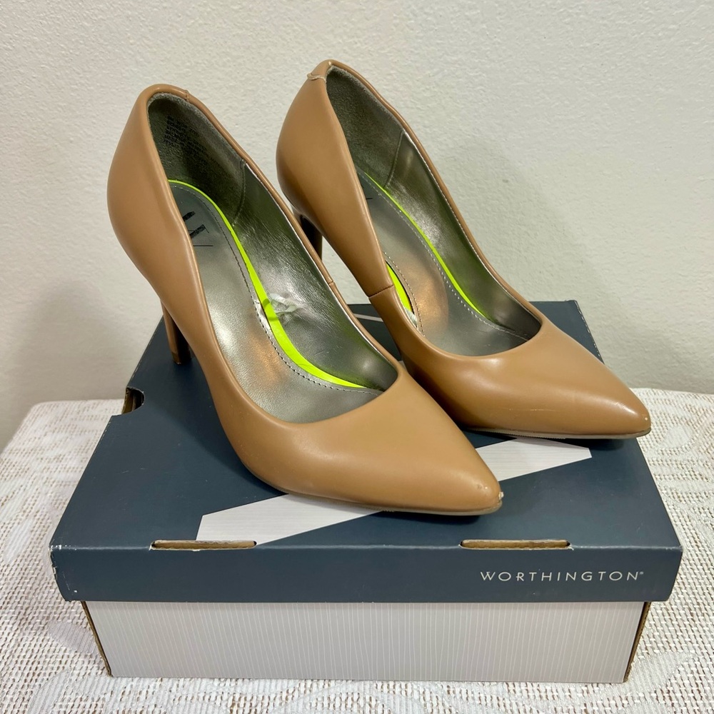 Worthington Women's Classic Brown Heels